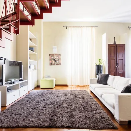 Rossi By Holiday Solutions شقة